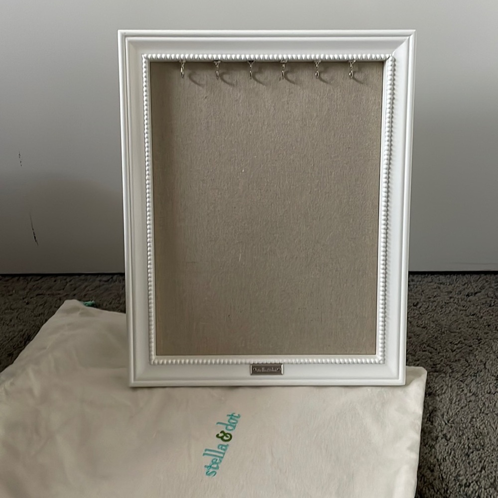 Stella & Dot Necklace Display